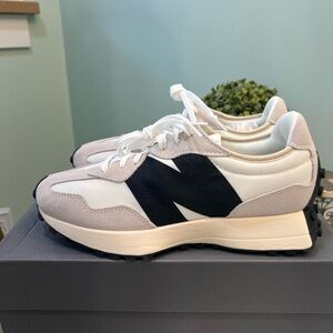 New Balance 327 Women's Sneakers in White and Black